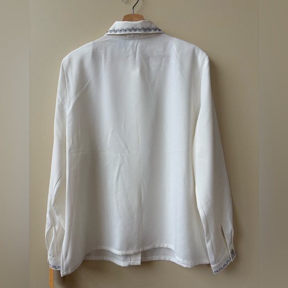 NWT - Elegant White Button-Up Blouse With Beading - Picture 6 of 14